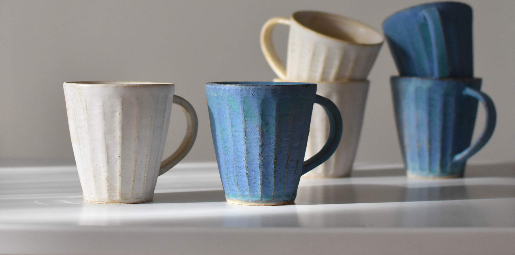 MUGS FIKA series Antique Blue / White